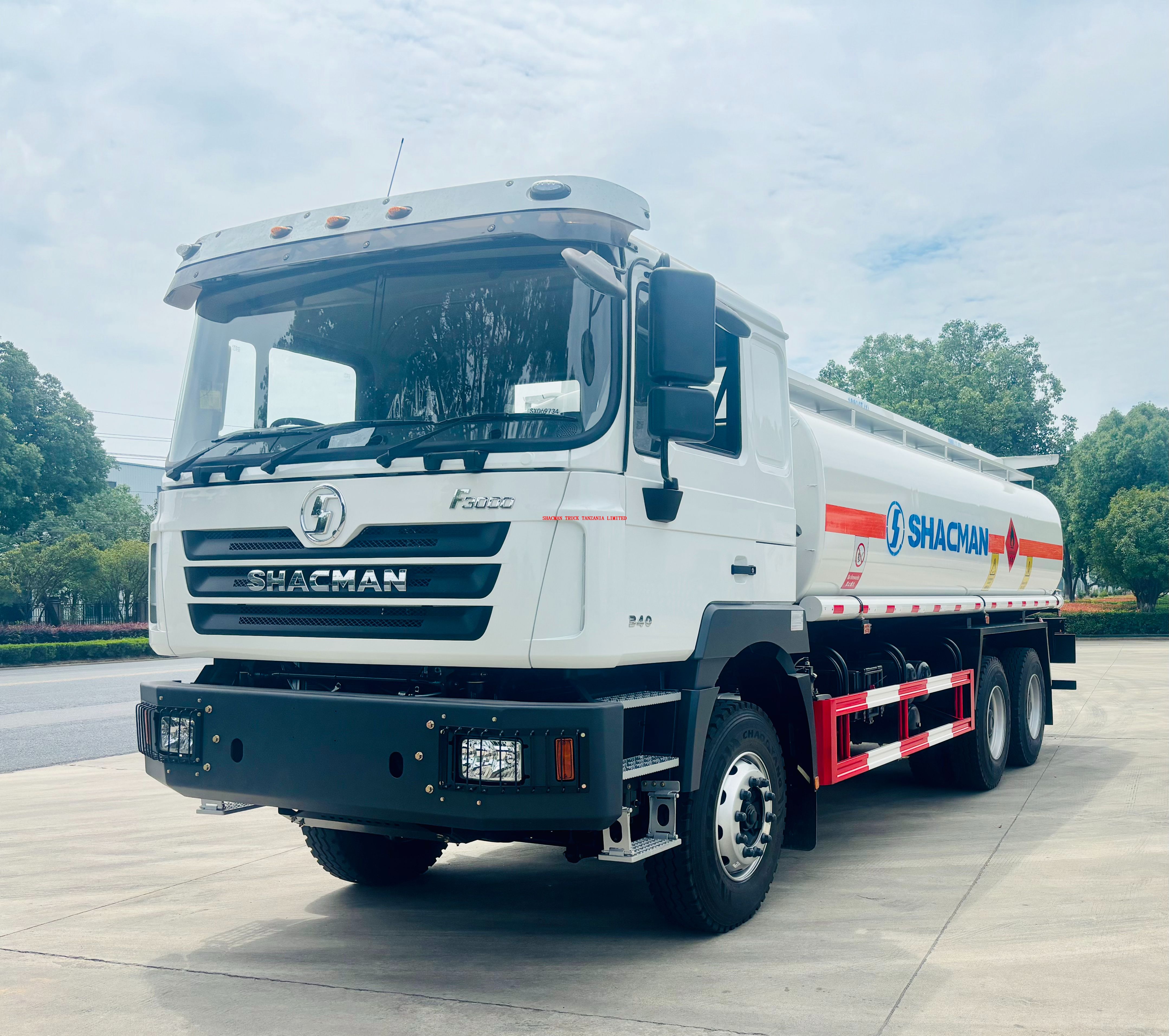 6*4 340hp 20000L SHACMAN F3000 refuel fuel tank truck