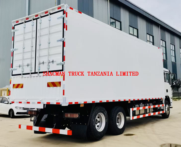 210hp SHACMAN L3000 dry box truck for sale RHD for Tanzania 16Ton loading