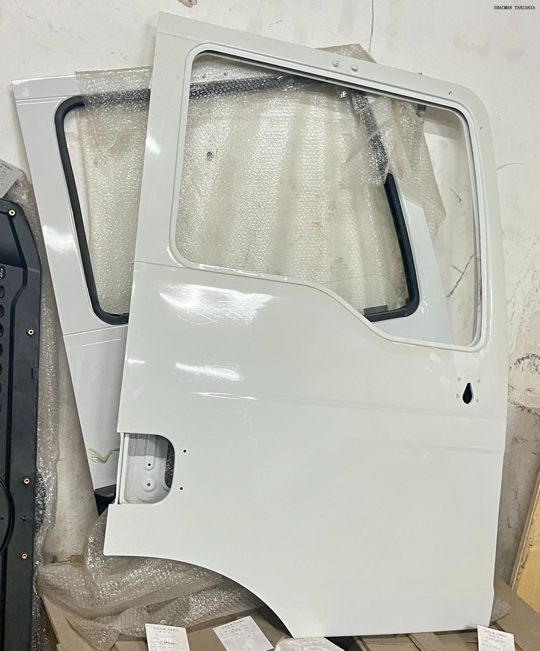 flat roof cabin for SHACMAN H3000 horse 