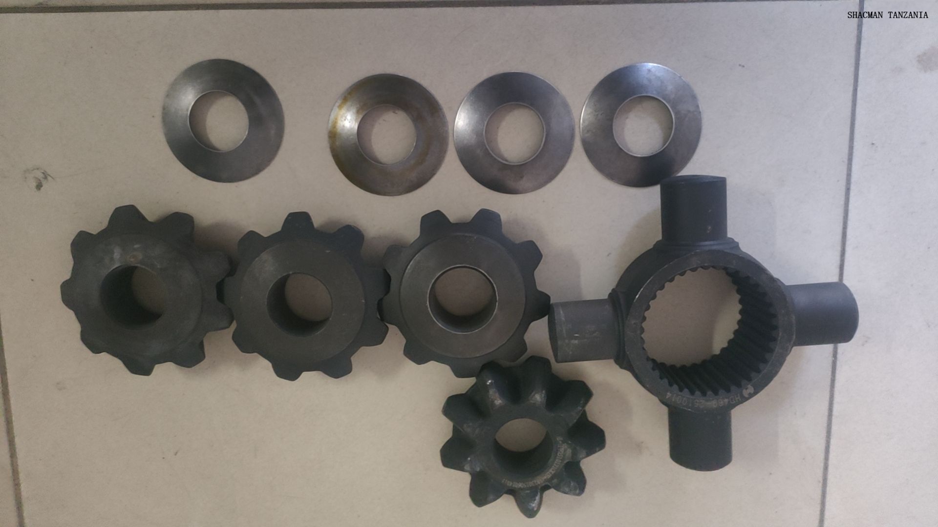 parts for axle of SHACMAN trucks in Tanzania