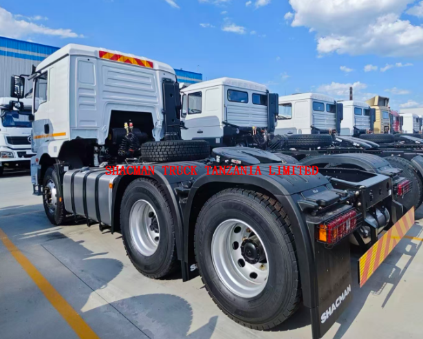 cheap 6*4 380hp SHACMAN H3000 horse for sale
