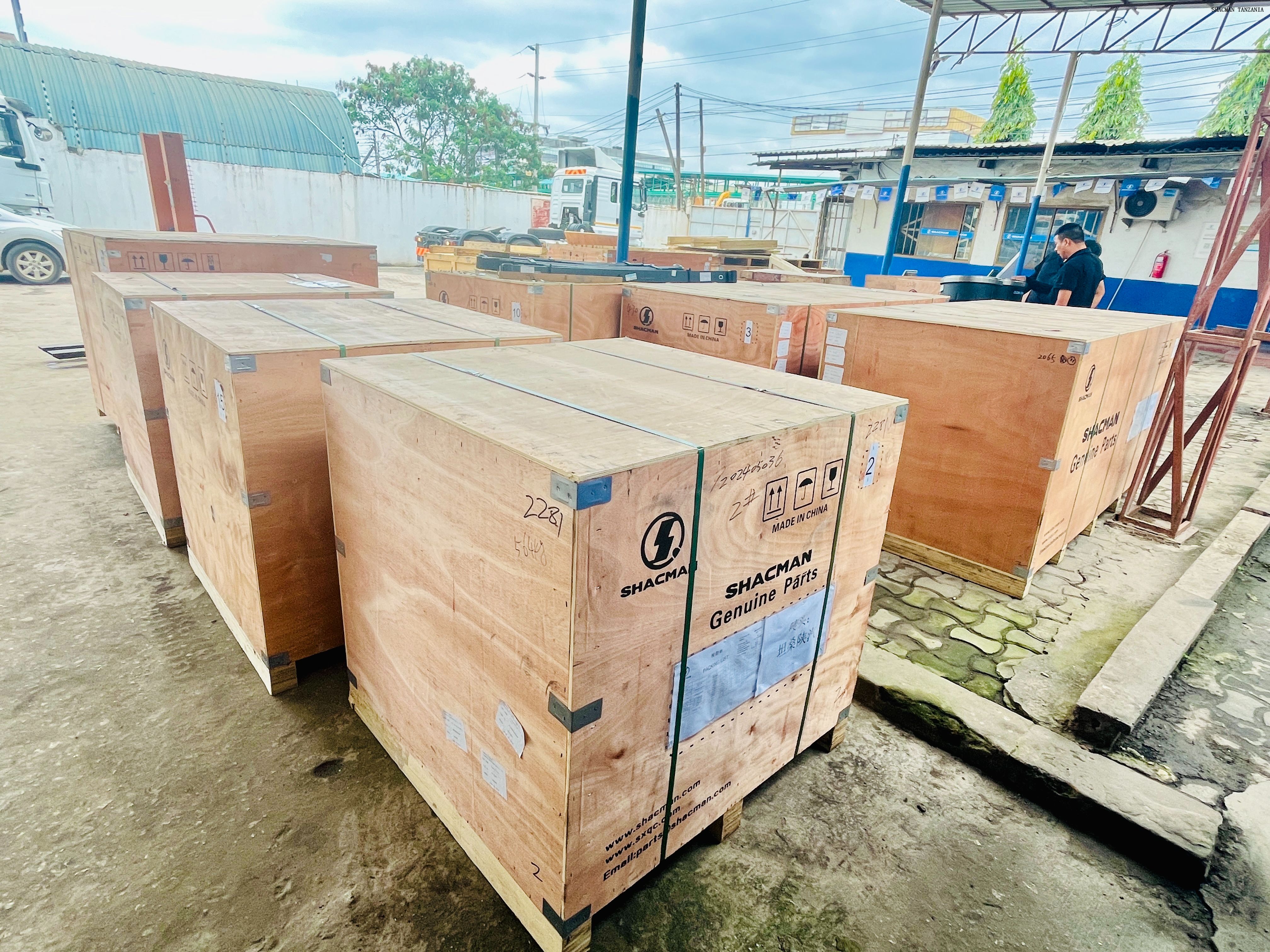spare parts for SHACMAN trucks in Tanzania