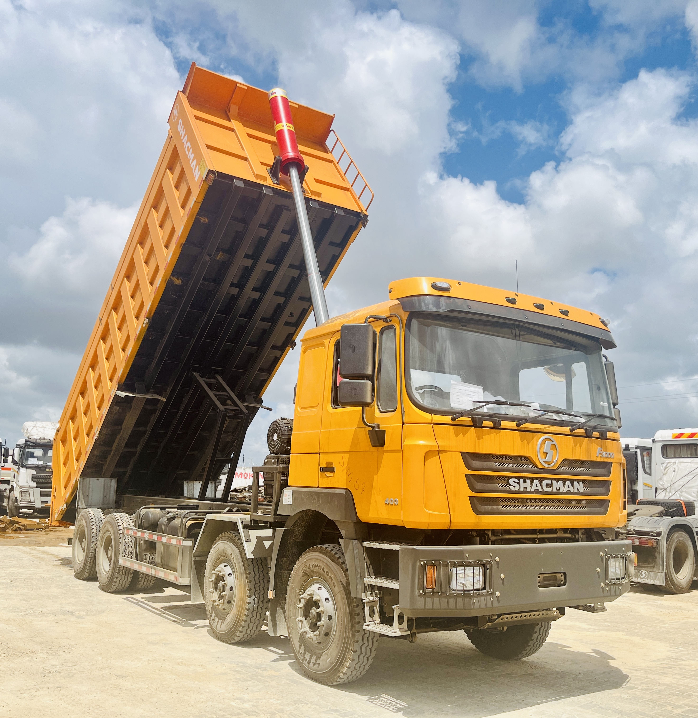 8*4 31cbm SHACMAN F3000 Tipper for sale in mining Area use