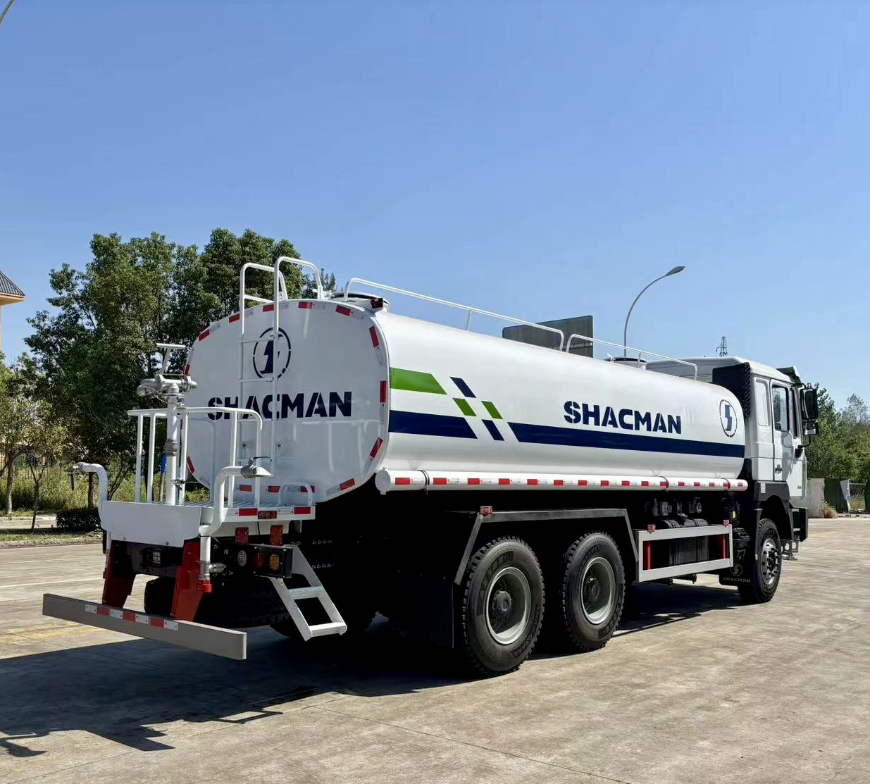 20000L SHACMAN F3000 water bowser