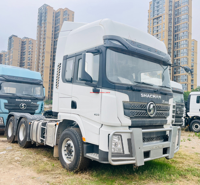  420hp SHACMAN X3000 Horse with high roof stock in China selling at special low price 