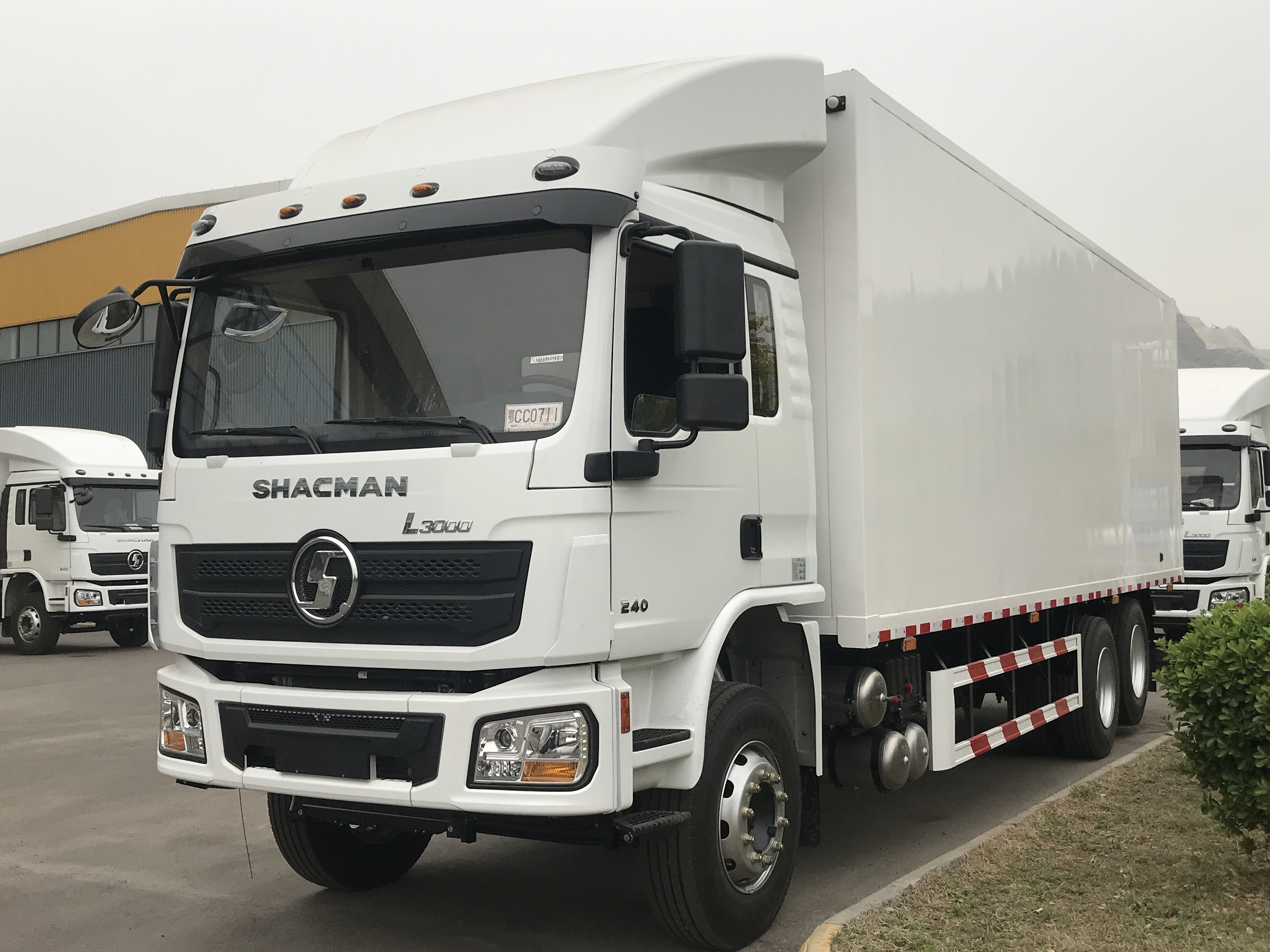 6-2厢式车