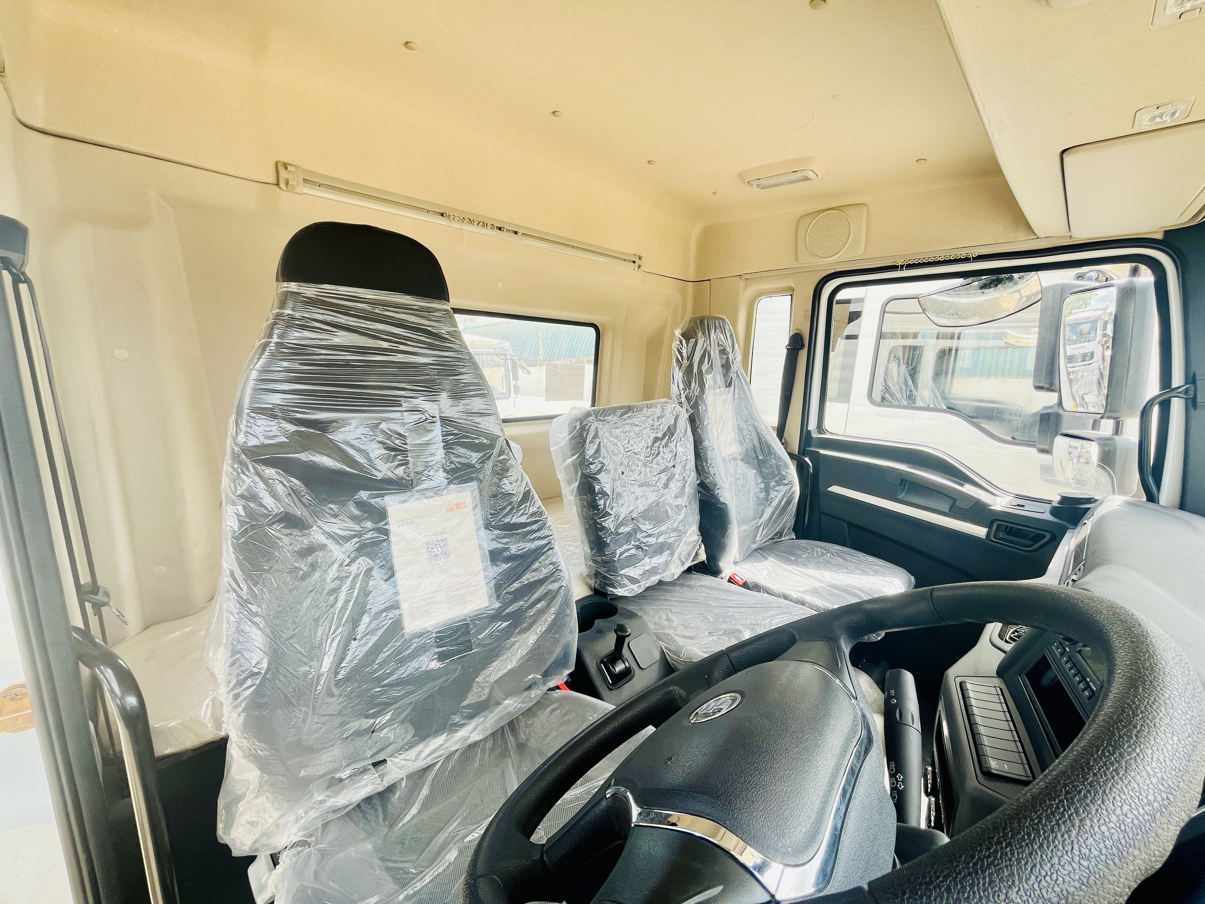 6*2 SHACMAN L3000 lorry truck, for 16Ton loading