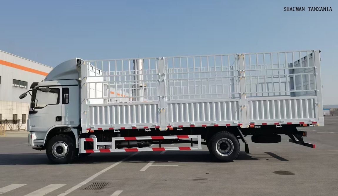 52cbm 4*2 SHACMAN L3000 stake truck 