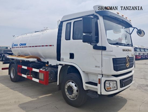 4*2 6-wheel 10000L SHACMAN L3000 vacuum suction sewage truck